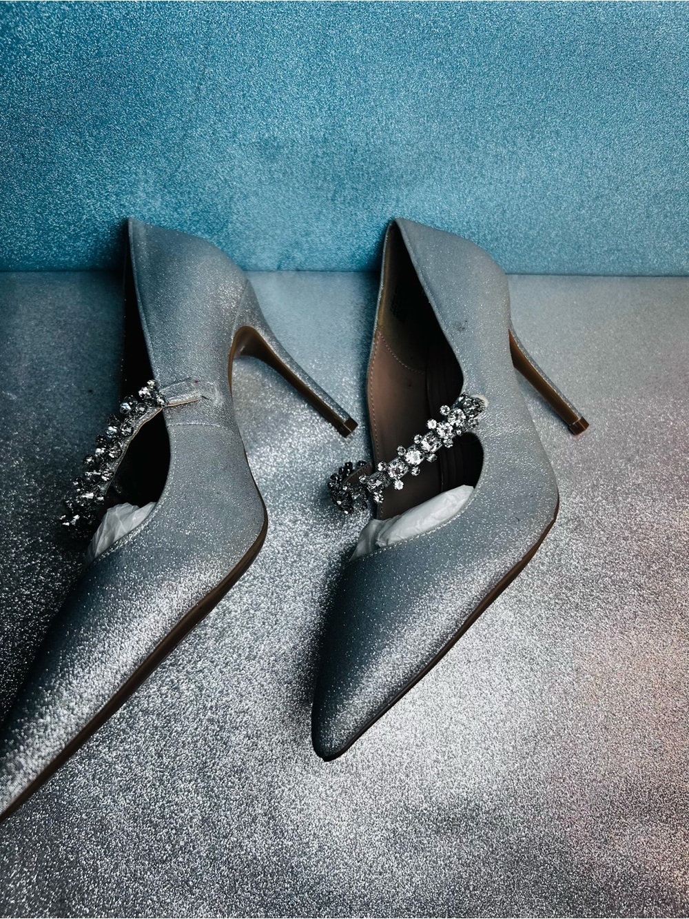 BCBGeneration Blingy Silver Rhinestone Pointed Toe High Heel Shoes Size 7.5 - Picture 9 of 13